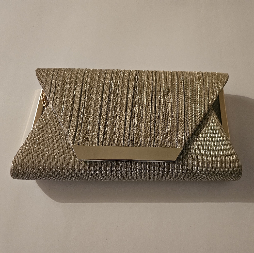 Clutch purse